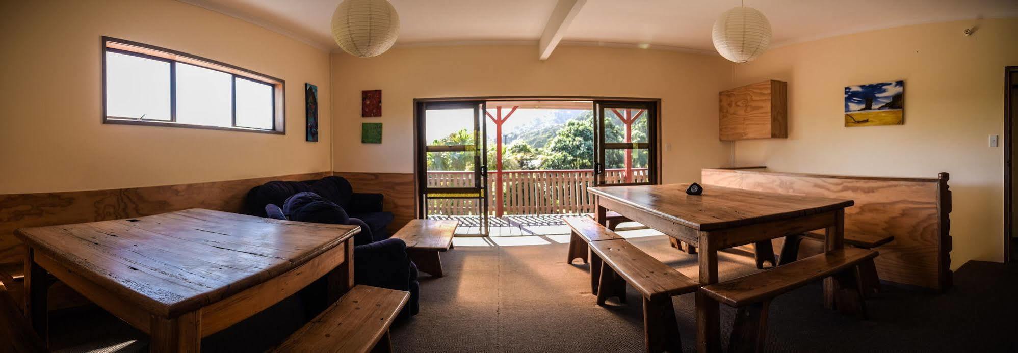 Te Hui House Hostel Punakaiki Exterior photo